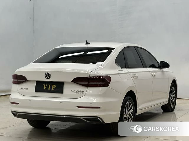 Volkswagen Lavida 2022 Белый из Китая, фото 2