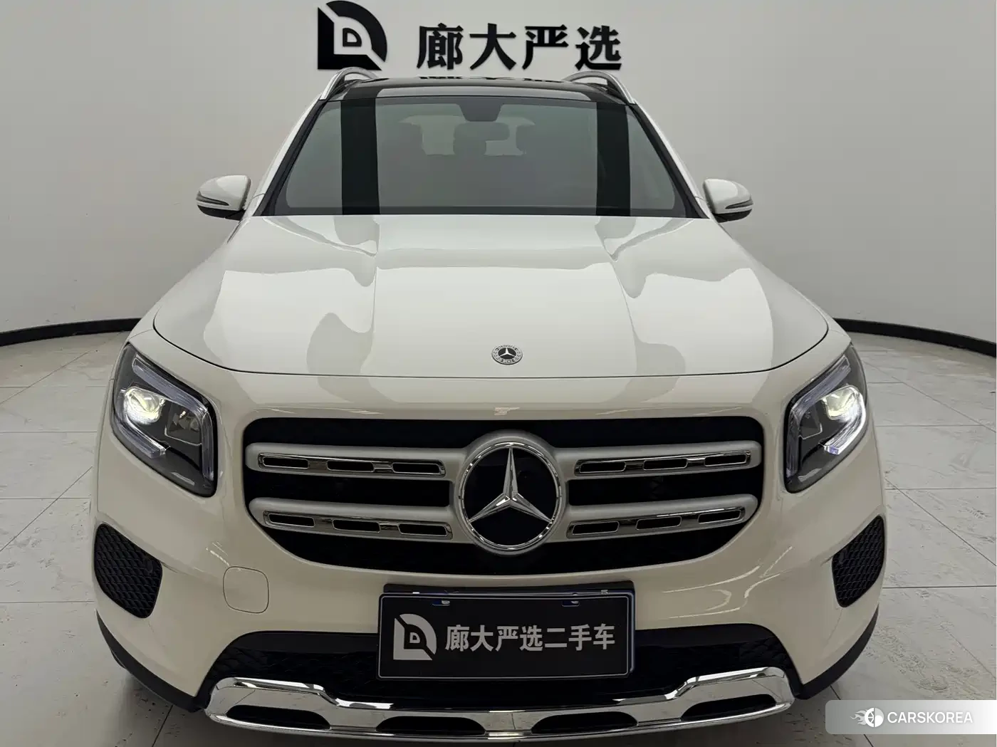 Mercedes-Benz GLB 2023 Белый из Китая, фото 3