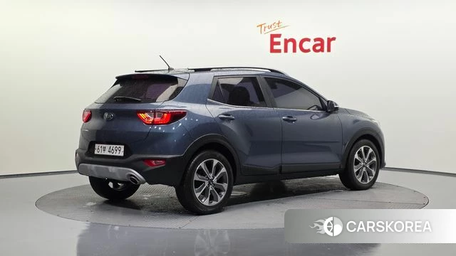 Kia Stonic id 3893840 из Кореи 12