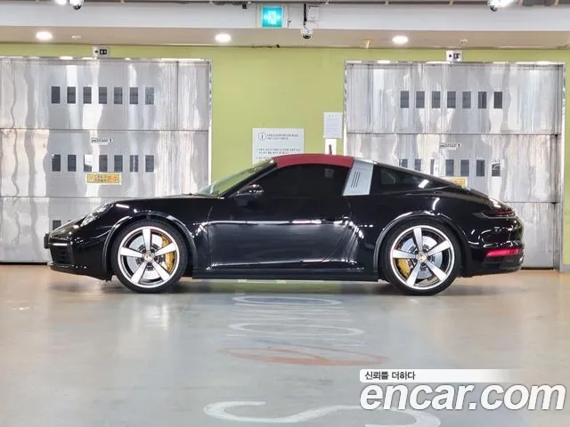 Porsche 911(992) id 2945098 из Кореи 12