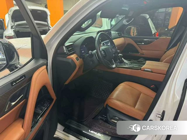 Lexus LX 2024 Белый из Китая, фото 2