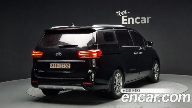 Kia The New Carnival id 2397310 из Кореи 12