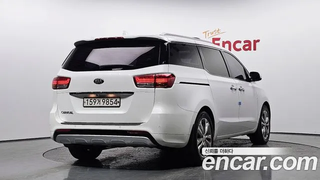Kia All New Carnival id 2408340 из Кореи 12
