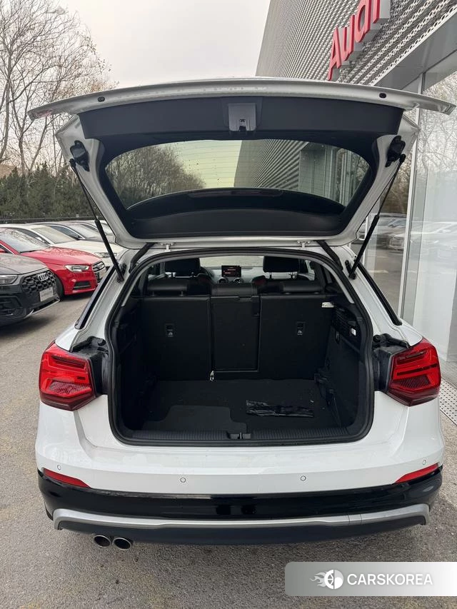 Audi Q2L 2019 Белый из Китая, фото 5