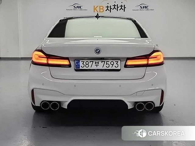 BMW 5 Series (G30) id 3885977 из Кореи 11