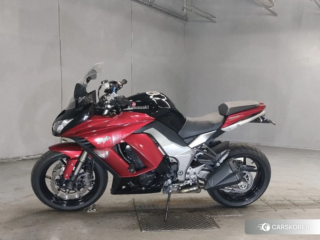 Проданный Kawasaki NINJA 1000 2011 из Японии, фото 2