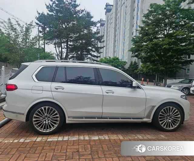 BMW X7 (G07) 2021 Белый из Кореи, фото 3