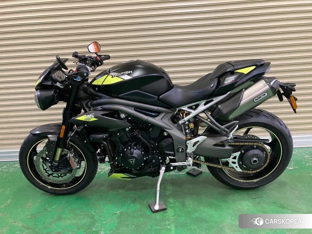 Проданный Triumph SPEED TRIPLE RS 2020 из Японии