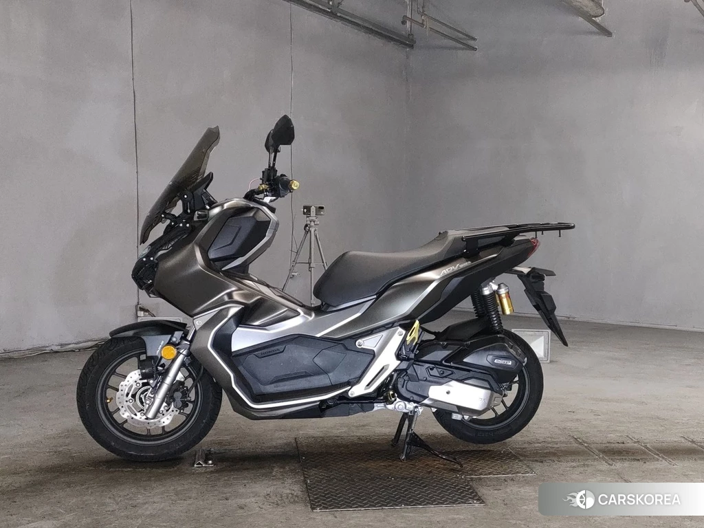 Проданный Honda ADV150 2019 из Японии