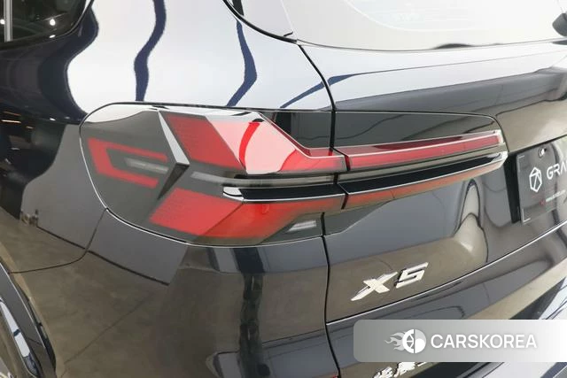 BMW X5 id 4210376 из Китая 12