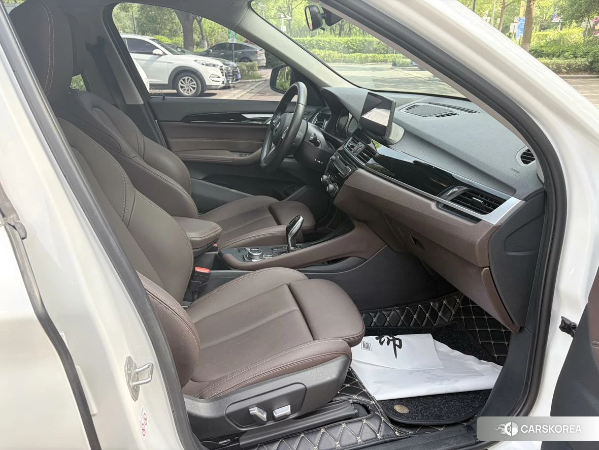 BMW X1 2021 Белый из Китая, фото 5