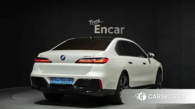 BMW i7 (G70) id 3838520 из Кореи 12