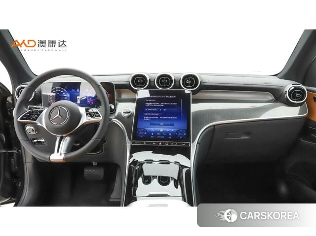 Mercedes-Benz GLC 2025 Черный из Китая, фото 2