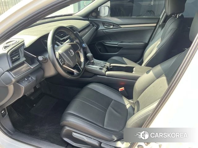 Honda Civic 2022 Белый из Китая, фото 2