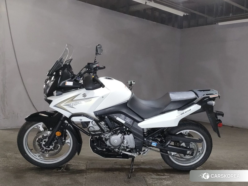 Проданный Suzuki V-STROM 650 DL650 2013 из Японии, фото 2
