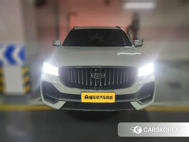 Geely Automobile Xingyue L 2021 Белый из Китая, фото 2
