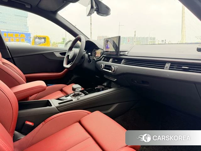Audi A4L 2026 Белый из Китая, фото 2