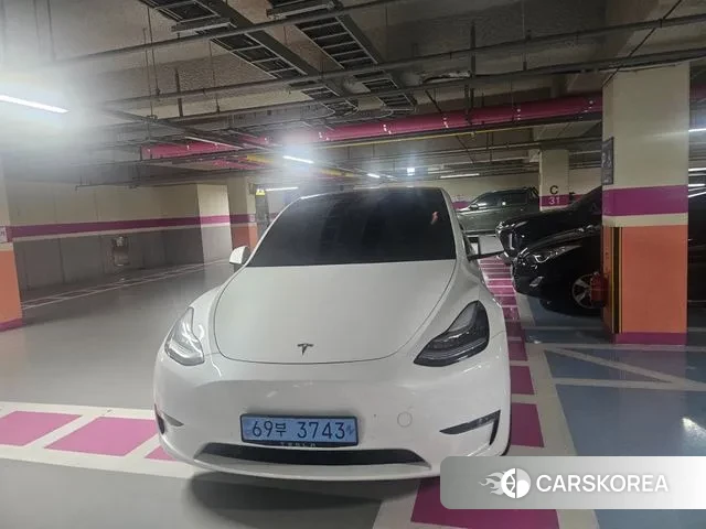 Tesla Model Y 2022 Белый из Кореи, фото 2
