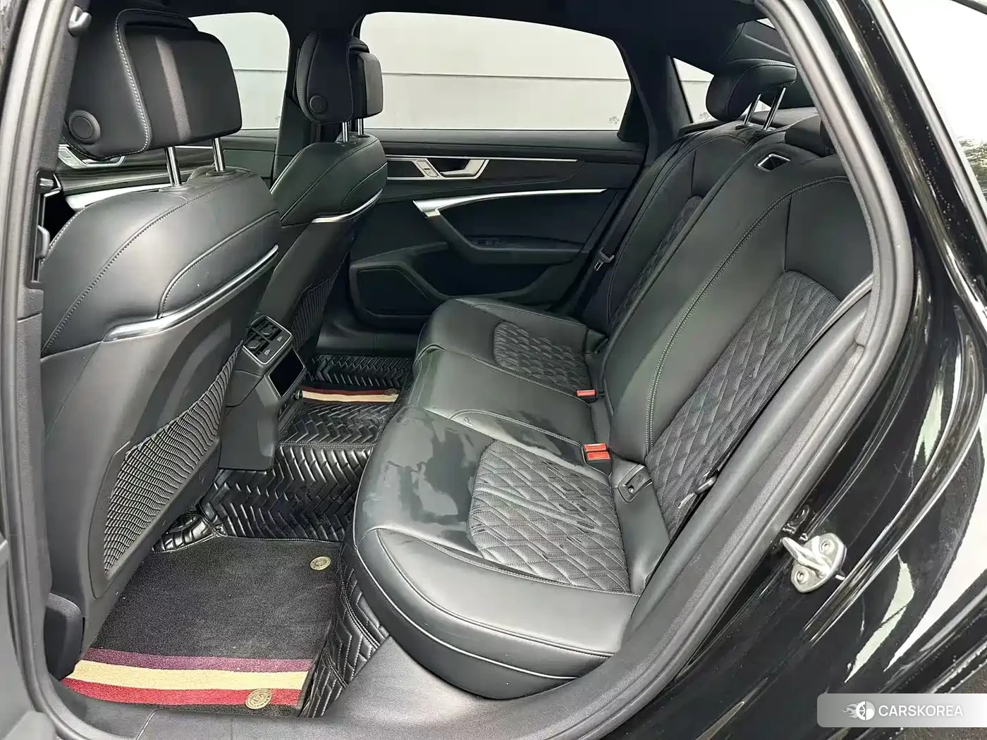 Audi A6L 2025 Черный из Китая, фото 3