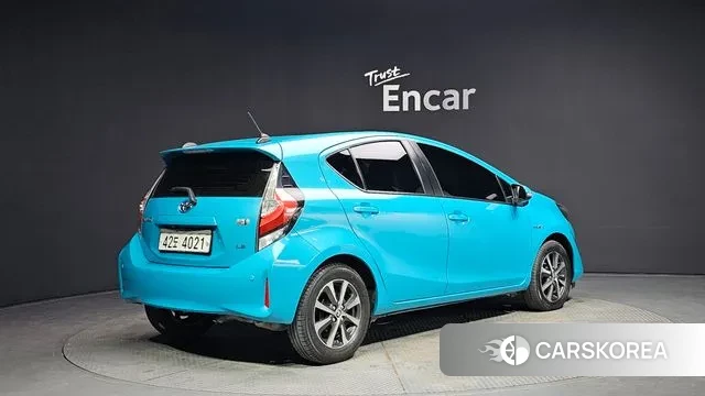 Toyota Prius C id 3220805 из Кореи 12