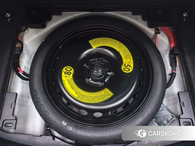 Audi A4L id 4321292 из Китая 12
