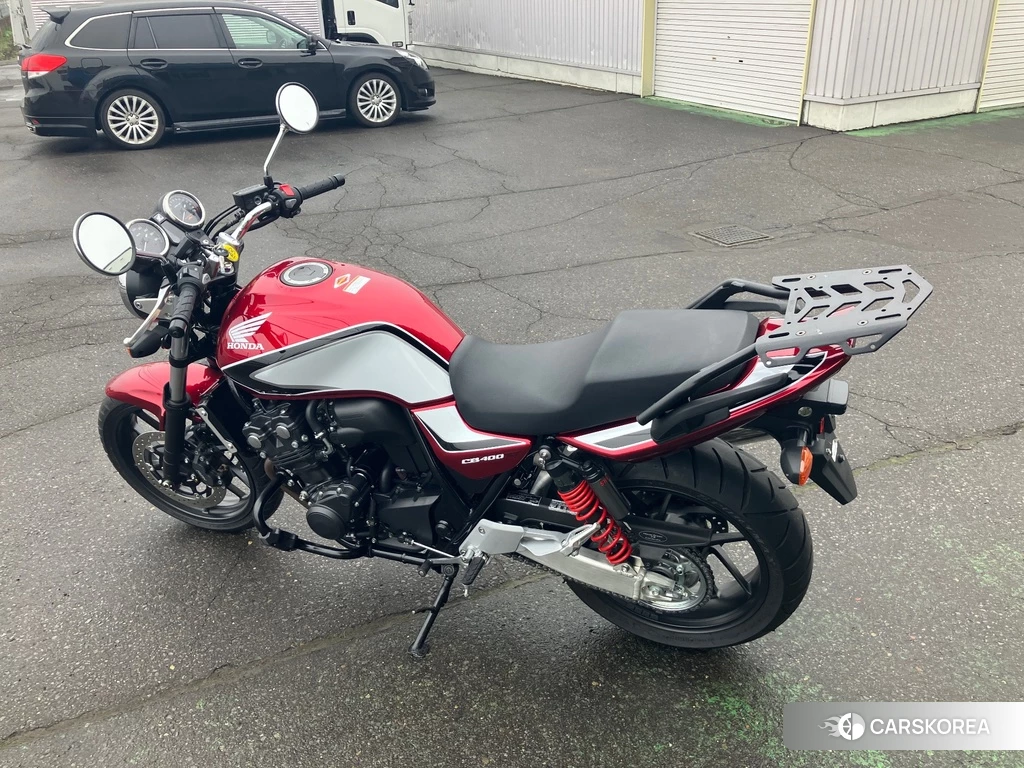 Проданный Honda CB400SF ABS 2021 из Японии, фото 2