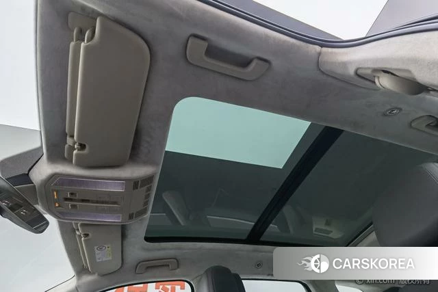 Volkswagen Touareg id 4253584 из Китая 12
