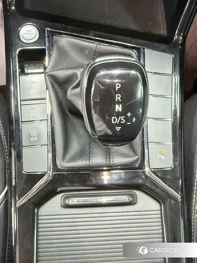 Volkswagen Passat id 4263094 из Китая 12