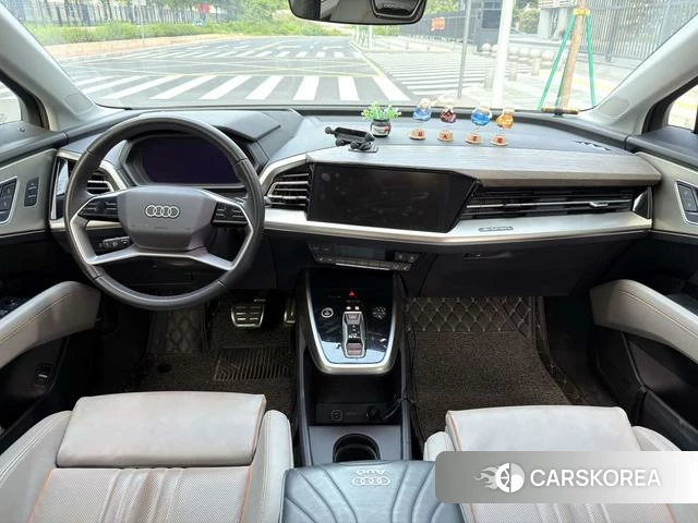Audi Q5 e-tron id 4263918 из Китая 12