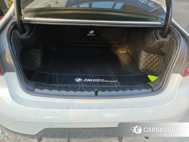 BMW 3 series 2023 Белый из Китая, фото 2