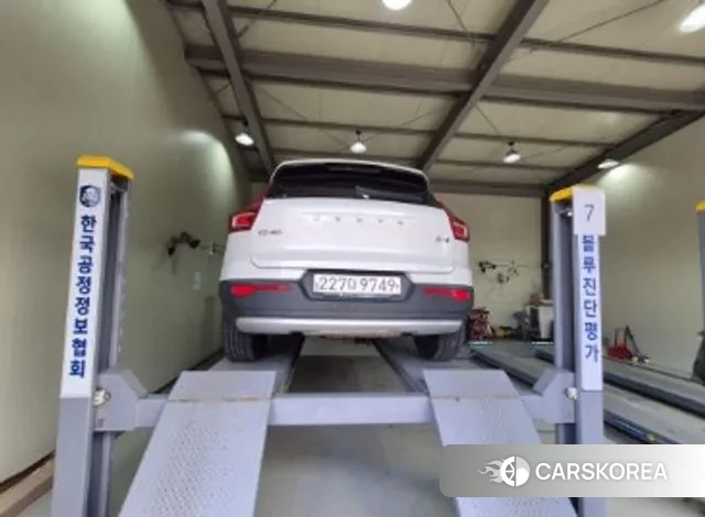Volvo XC40 2020 Белый из Кореи, фото 2