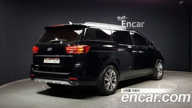 Kia The New Carnival id 2700674 из Кореи 12