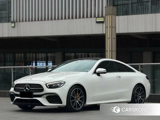 Mercedes-Benz E-class (imported) 2021 Белый из Китая, фото 2