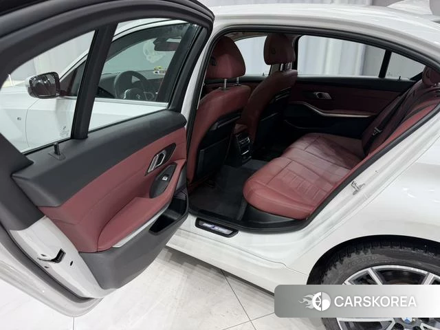 BMW 3 series id 4299827 из Китая 12
