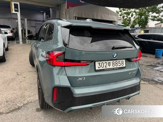 BMW X1 (U11) 2023 Темно-зеленый из Кореи, фото 4