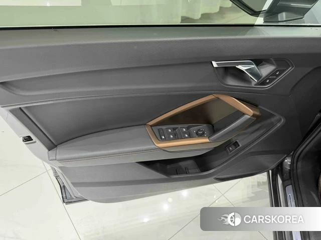 Audi Q3 id 4298392 из Китая 12