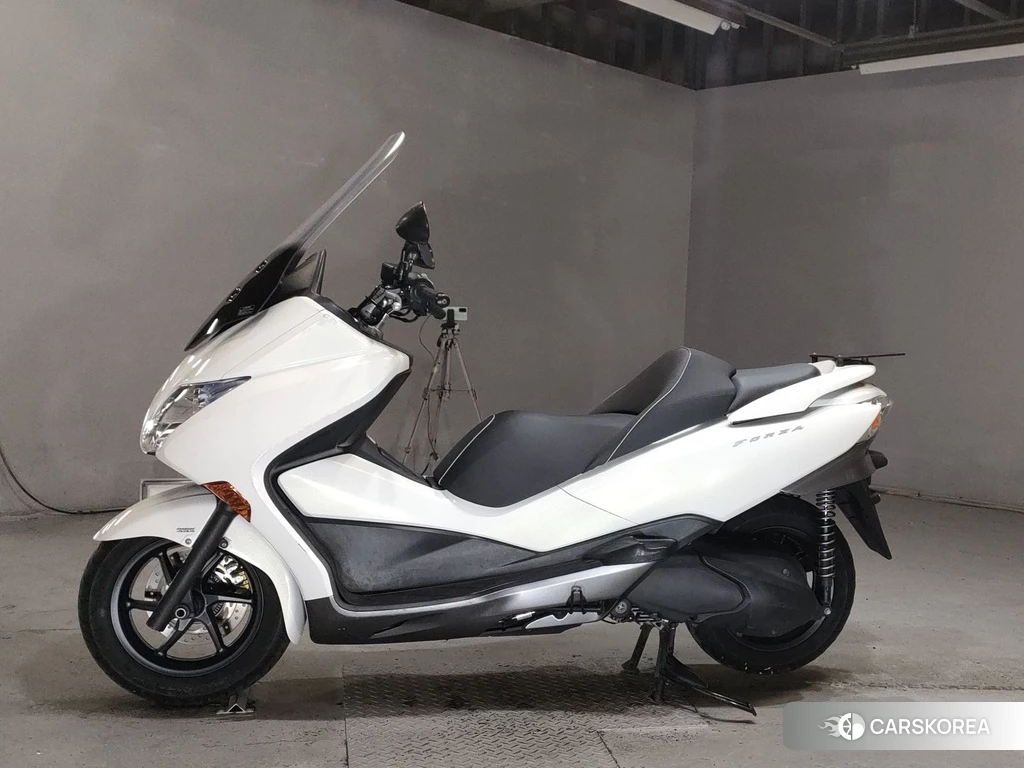 Проданный Honda FORZA Z 2012 из Японии, фото 2