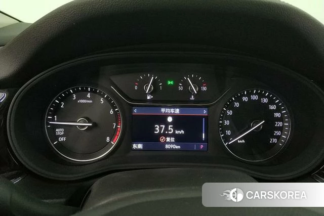 Buick Regal id 4253418 из Китая 9