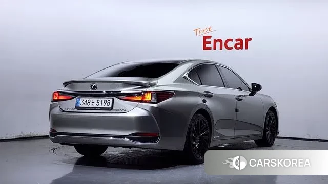 Lexus ES300h 7th generation id 3055337 из Кореи 12