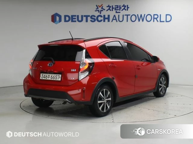 Toyota Prius C id 4721995 из Кореи 12