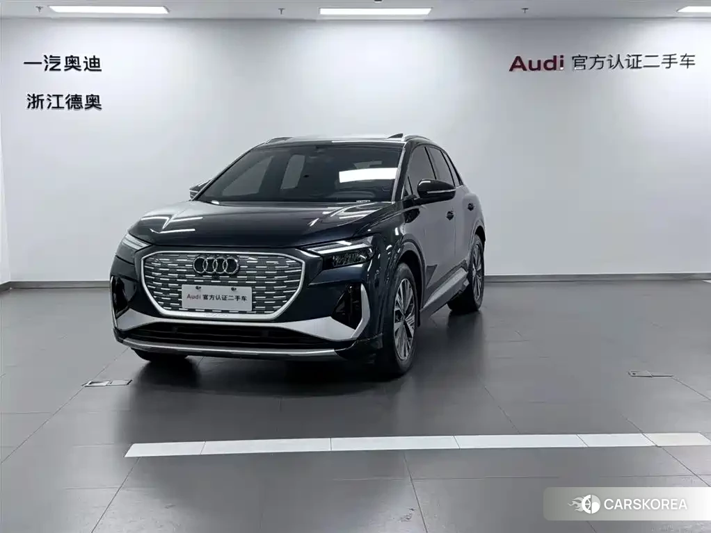 Audi Q4 2025 Silver/gray из Китая, фото 2