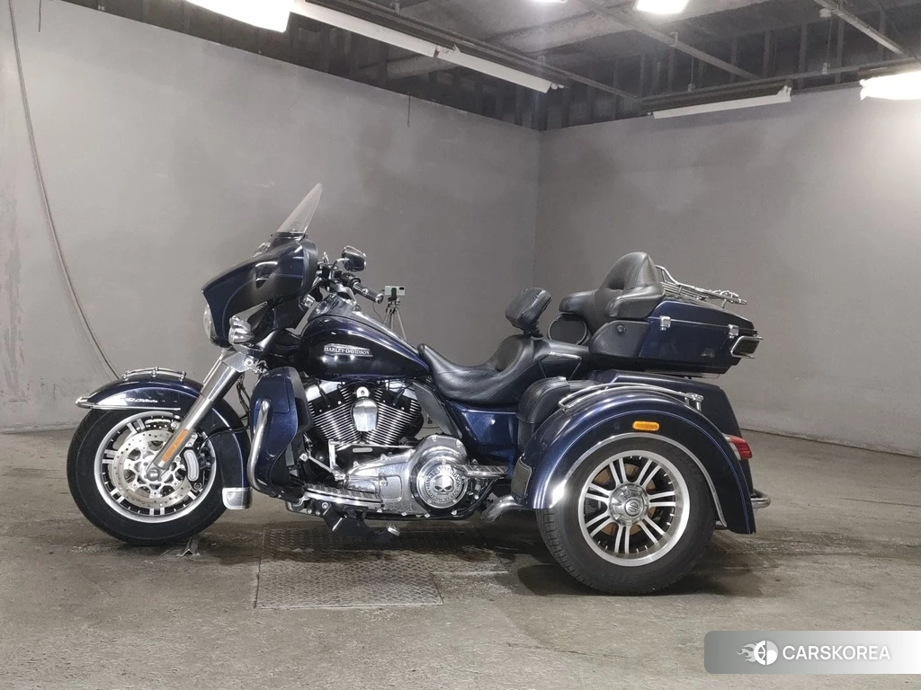 Проданный Harley-Davidson Electra Glide FLHTCUTG1690 2014 из Японии