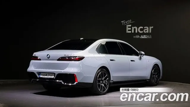 BMW 7 Series (G70) id 2735094 из Кореи 12