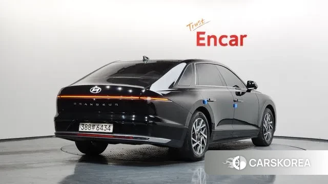 Hyundai Grandeur Hybrid (GN7) id 3600171 из Кореи 12