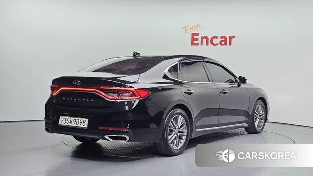 Hyundai Grandeur IG id 4225385 из Кореи 12