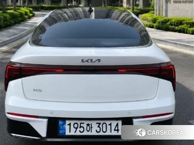 Kia The New K5 3rd generation 2024 Белый из Кореи, фото 2