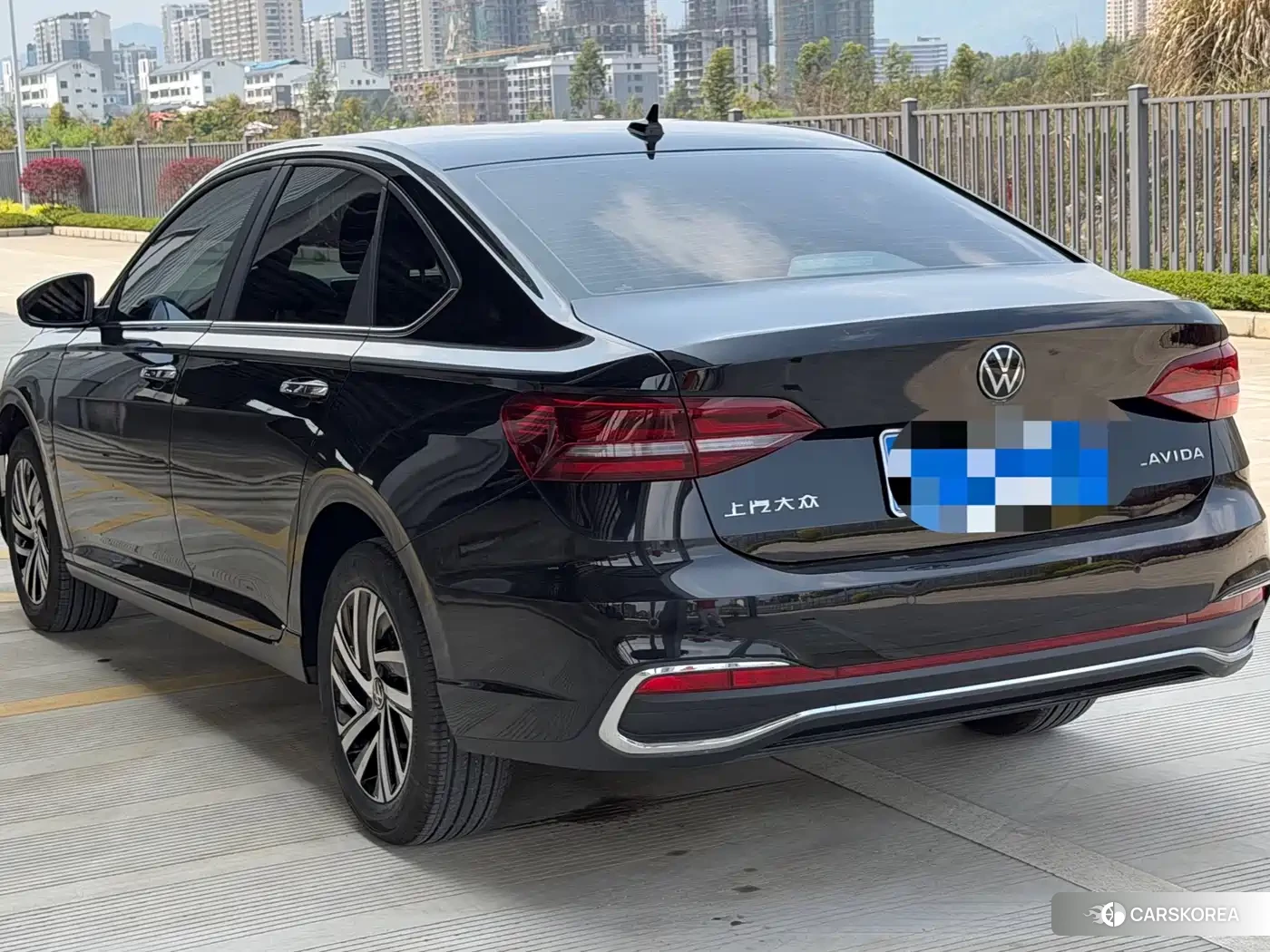Volkswagen Lavida 2025 Черный из Китая, фото 2