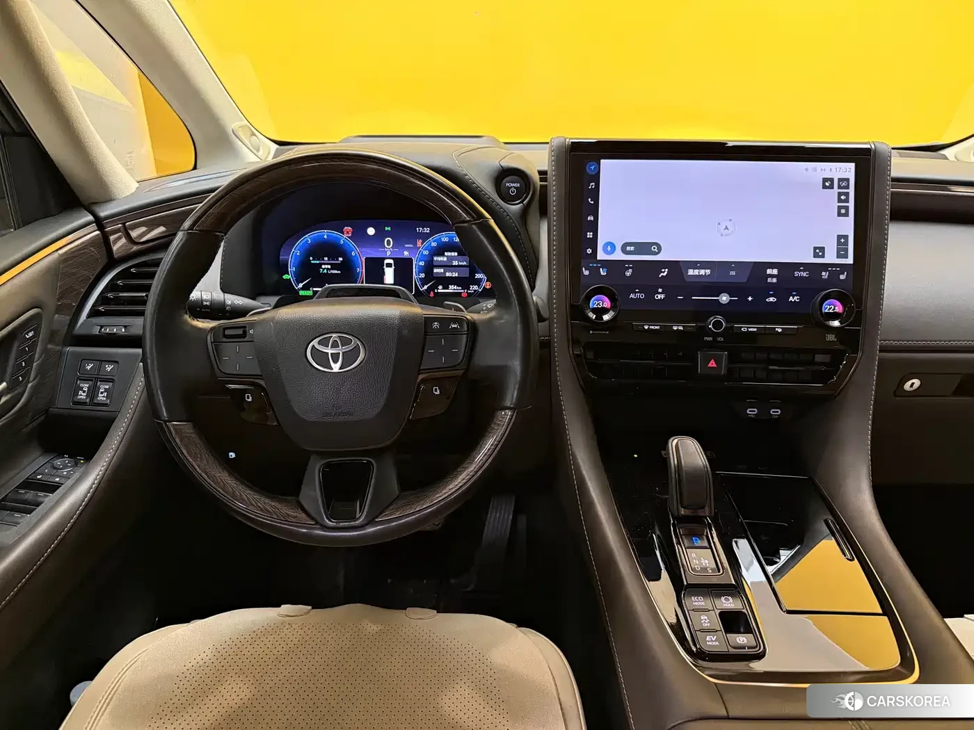 Toyota Elfa id 4622592 из Китая 12