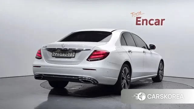 Mercedes-Benz E-Class W213 id 3008559 из Кореи 12