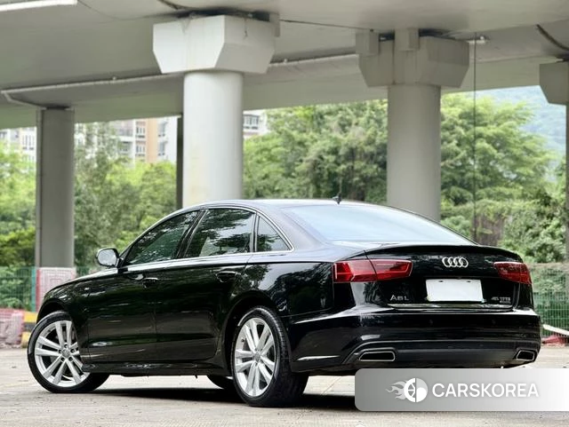 Audi A6L id 4253882 из Китая 12